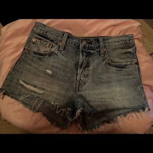 Levi’s cutoff shorts
